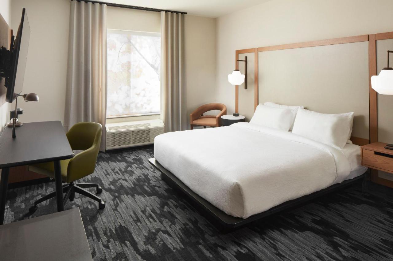 Fairfield Inn & Suites By Marriott Stony Creek Extérieur photo